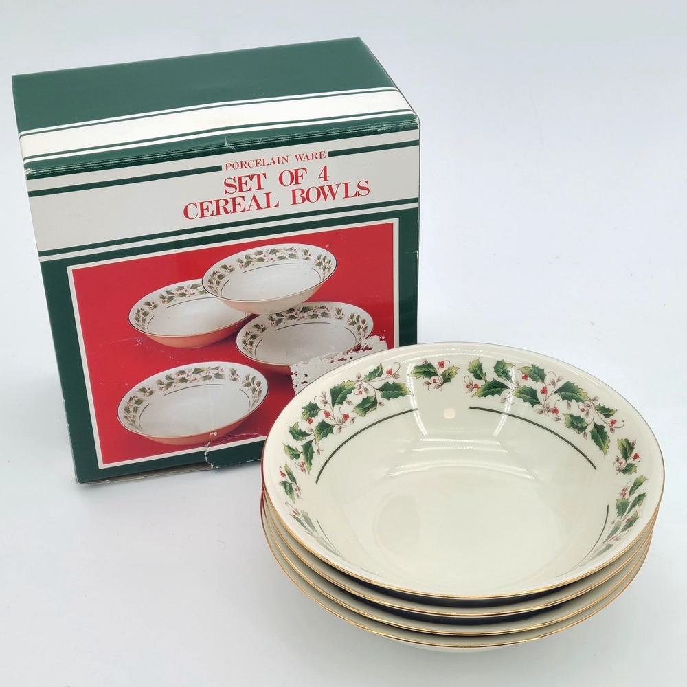 4 x Caldor Fine China Japan Gold Trim Christmas Ivory HOLLY 6.5" Cereal Bowl